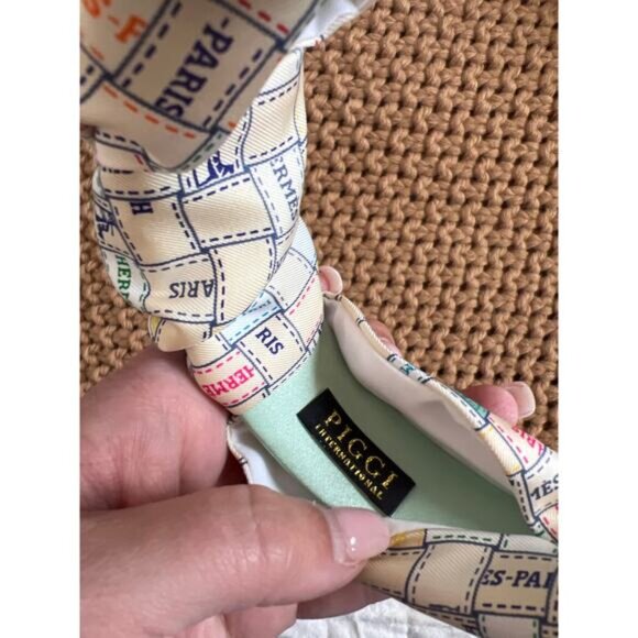 NEW Piggi International Knot Tie Paris Silk Logo Headband Multi Color Pastel - Picture 6 of 6